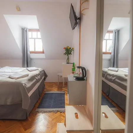 Petrin Szálloda 3*