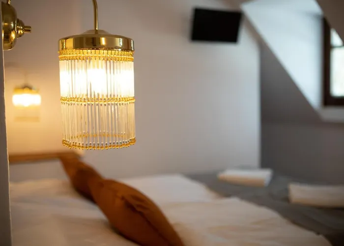 Petrin Hotel 3*